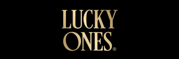 Lucky Ones Casino banner promoting withdrawals in 15-60 minutes